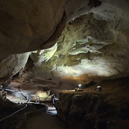 Alabaster Caverns State Park